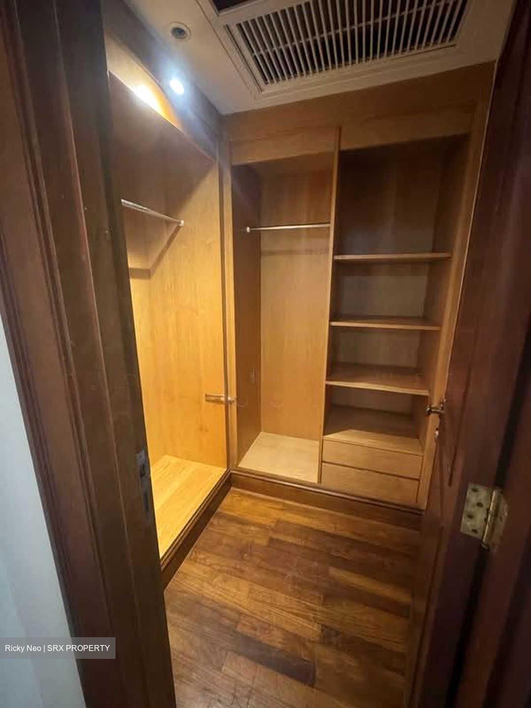 Valley Park (D10), Condominium #595772941